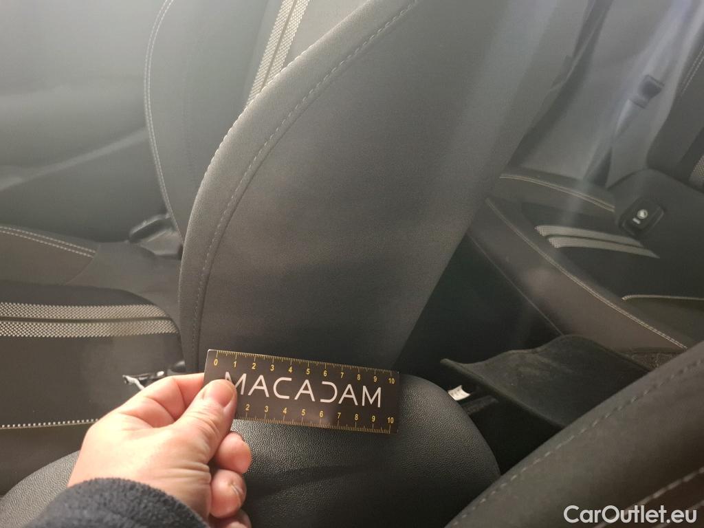  Mini  Cooper MINI Mini 5p Berline  Finition JCW 136 ch BVA7 #29