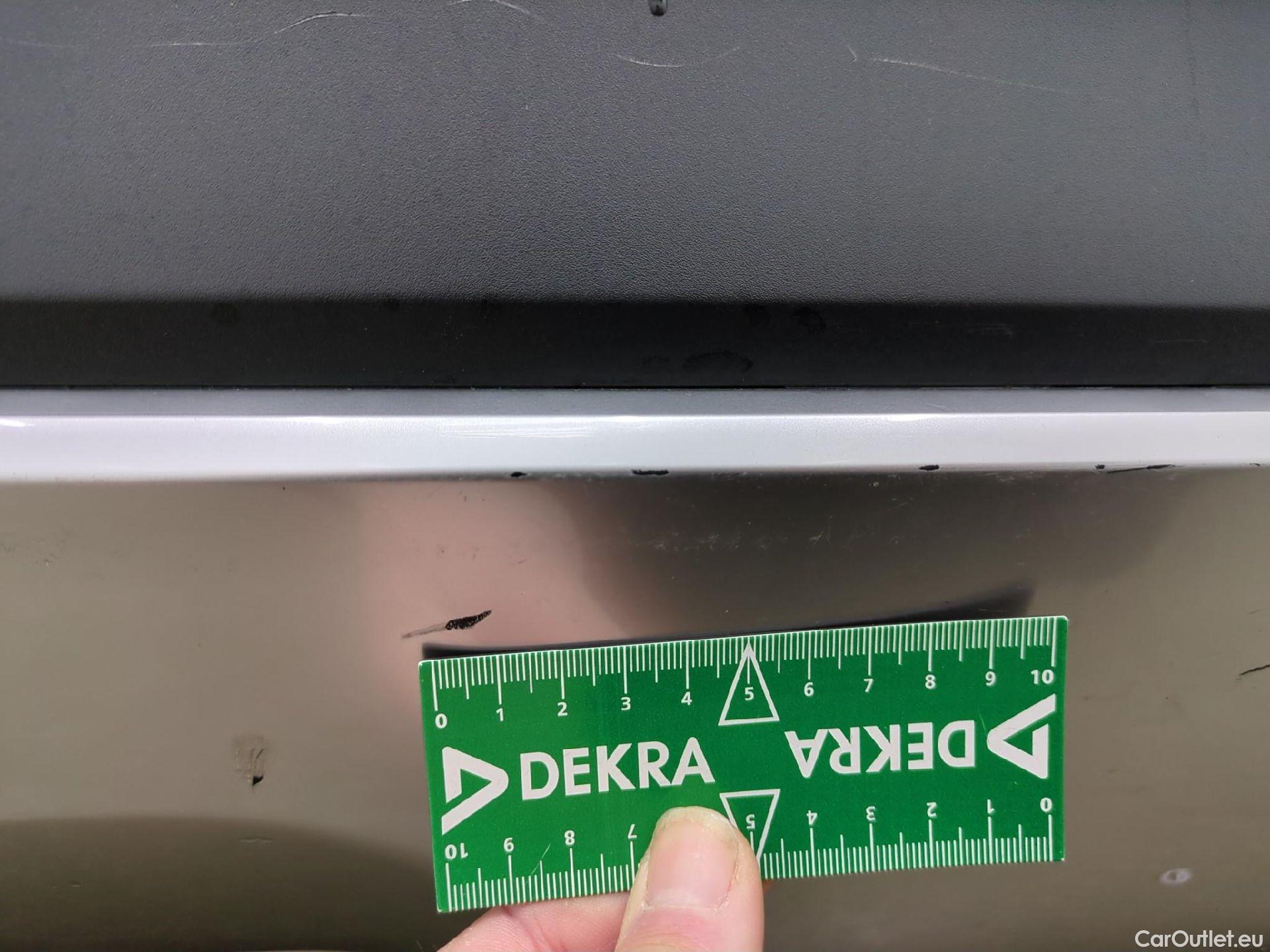  KIA  XCeed KIA  / 2019 / 5P / Crossover 1.6 CRDI 136 ISG LAUNCH EDITION #55