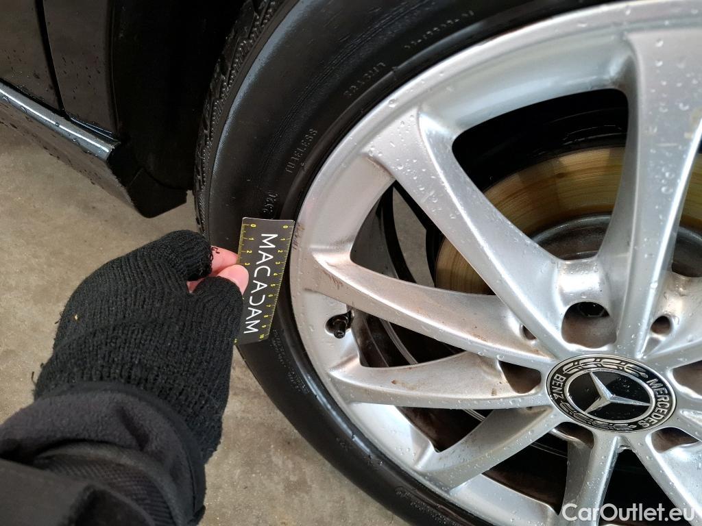  Mercedes  A-Klasse MERCEDES-BENZ Classe A Berline / 2018 / 4P / Berline A 180 d Business Line #40