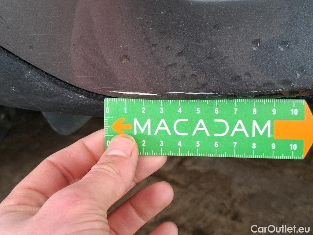  Mercedes  GLA MERCEDES-BENZ  / 2020 / 5P / SUV 1.3  200 BUSINESS LINE DCT #14