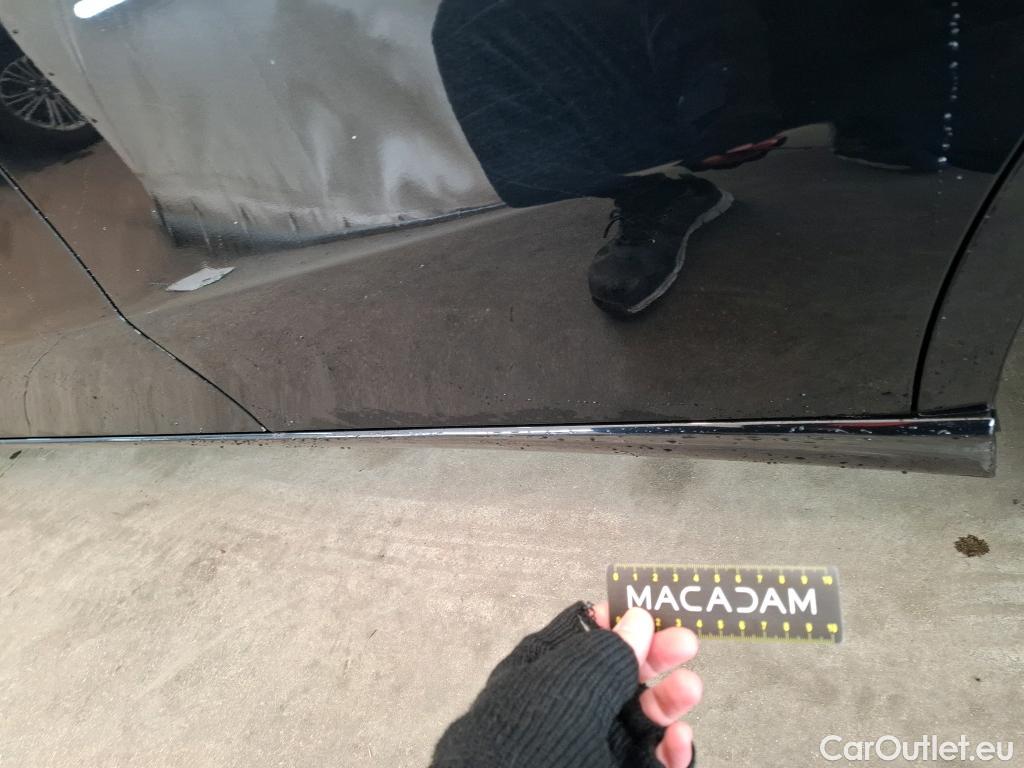  Mercedes  A-Klasse MERCEDES-BENZ Classe A Berline / 2018 / 4P / Berline A 180 d Business Line #15