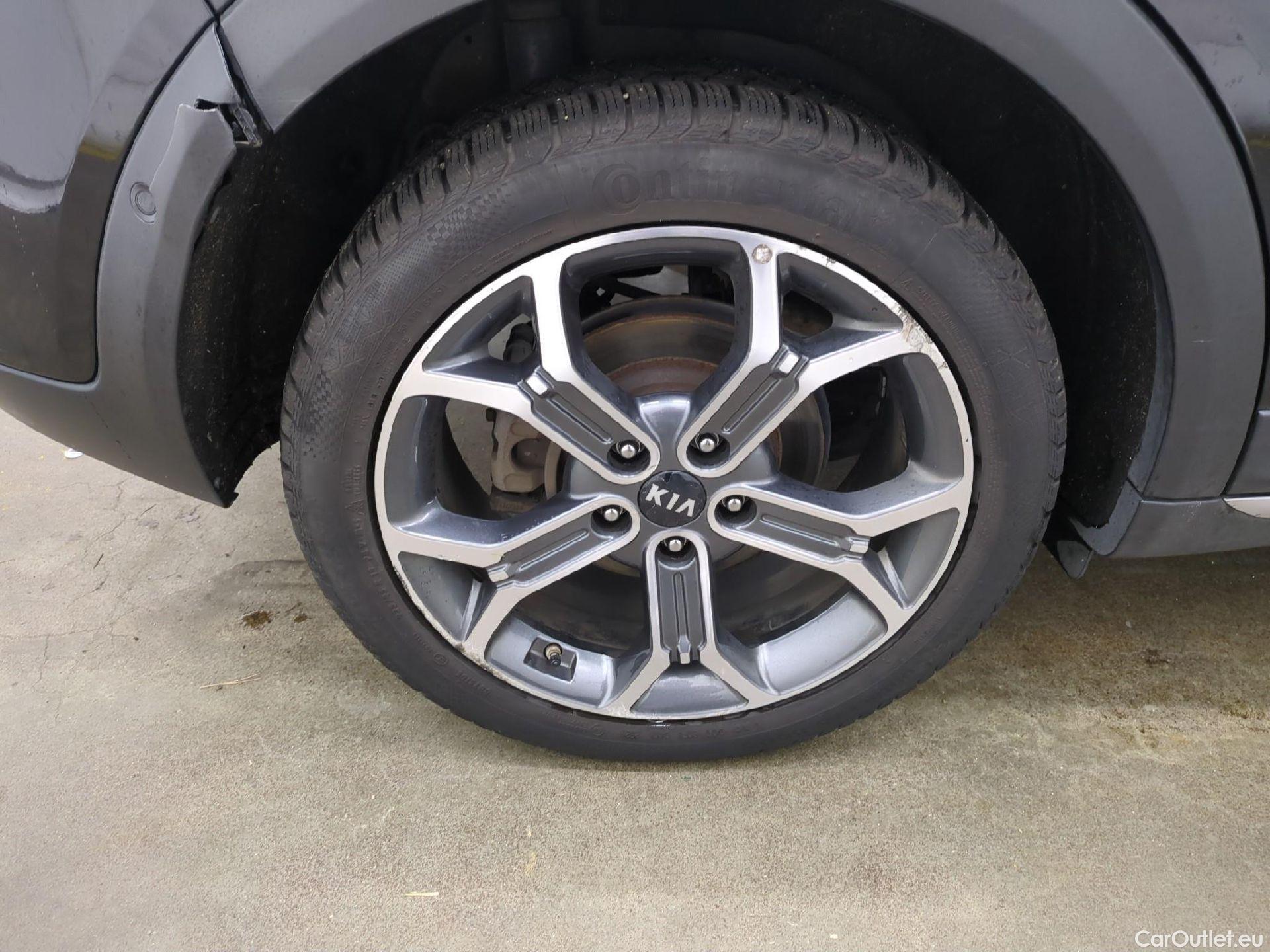  KIA  XCeed KIA  / 2019 / 5P / Crossover 1.6 CRDI 136 ISG LAUNCH EDITION #18