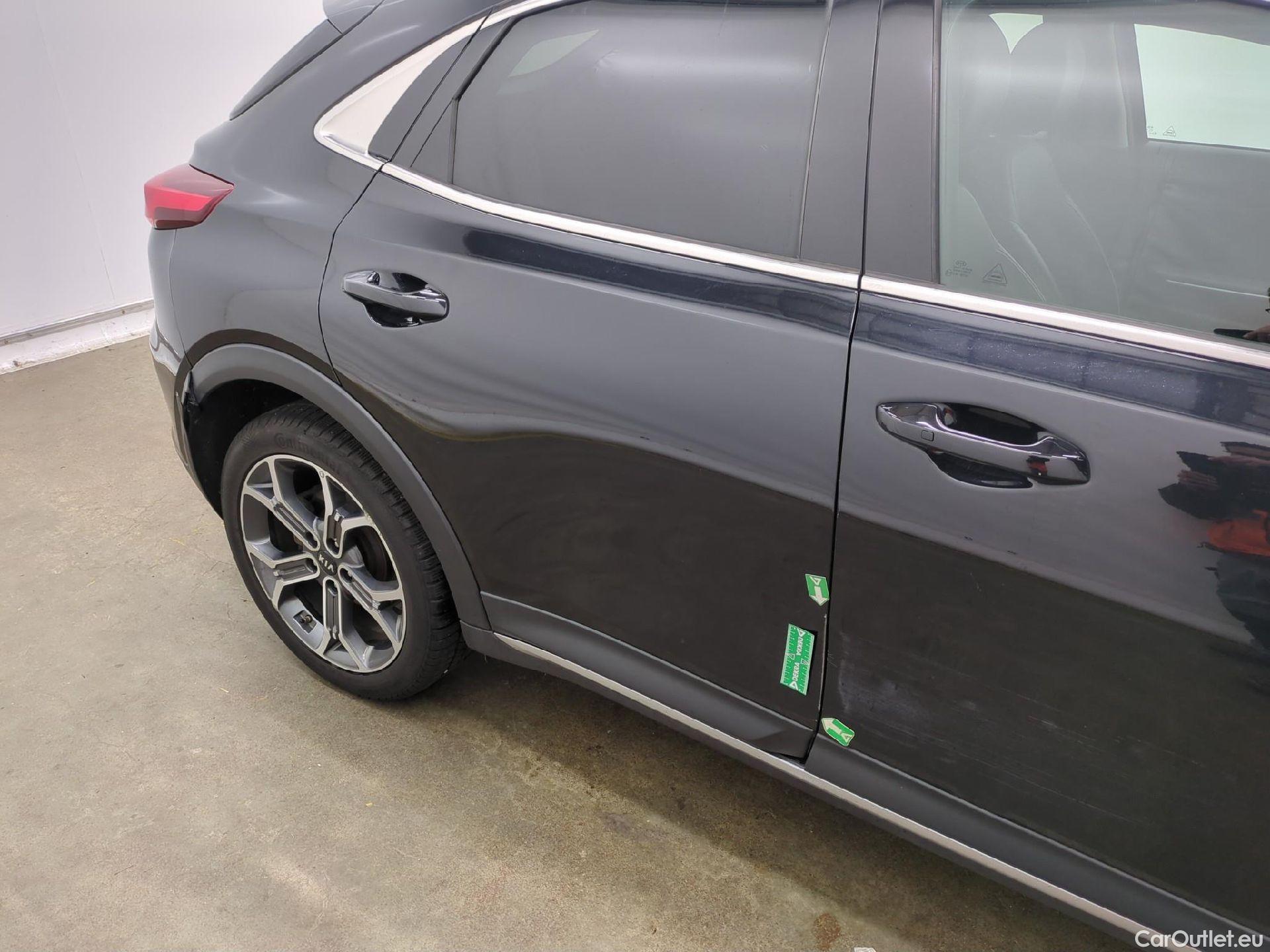  KIA  XCeed KIA  / 2019 / 5P / Crossover 1.6 CRDI 136 ISG LAUNCH EDITION #68