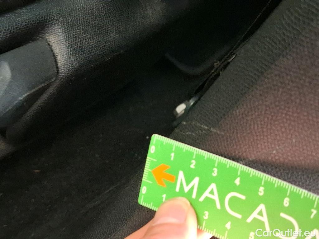  Peugeot  308  Style 1.5 HDi 130CV BVA8 E6d #46