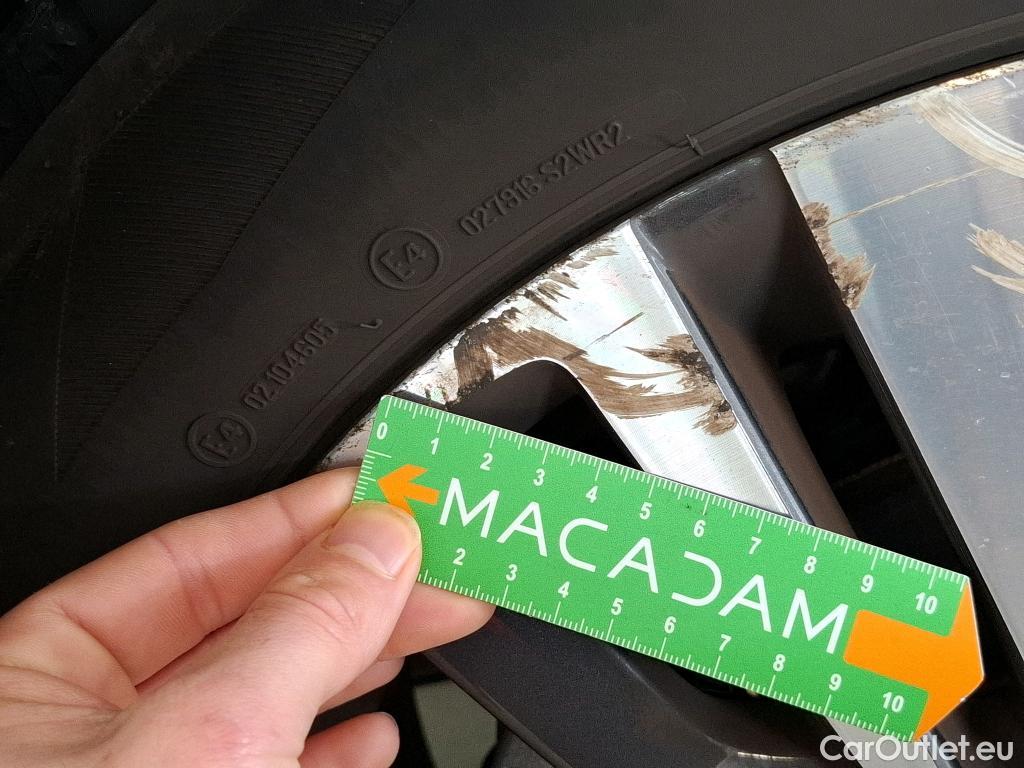  Peugeot  5008  Allure Pack 1.5 HDi 130CV BVA8 7 Sieges E6d #47