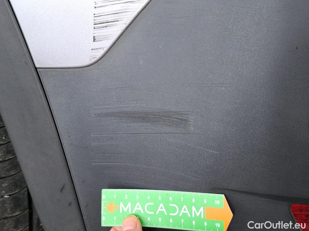  Peugeot  5008  Allure Pack 1.5 HDi 130CV BVA8 7 Sieges E6d #4