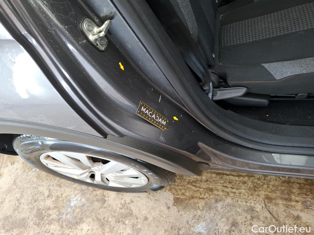  Peugeot  5008  Active Business 1.2 PureTech 130CV BVA8 E6d #3