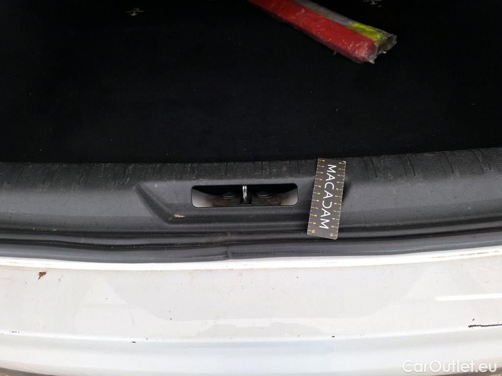  Peugeot  308  Allure Business 1.2 PureTech 130CV BVM6 E6dT #32