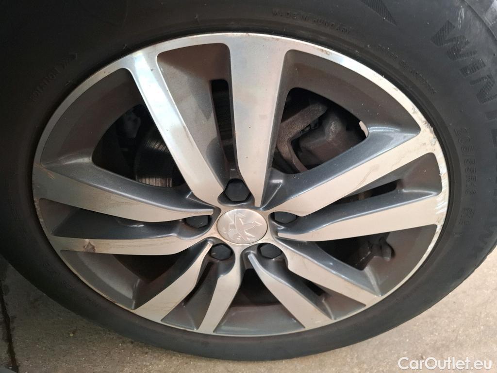  Peugeot  308  Allure Business 1.2 PureTech 130CV BVM6 E6dT #22