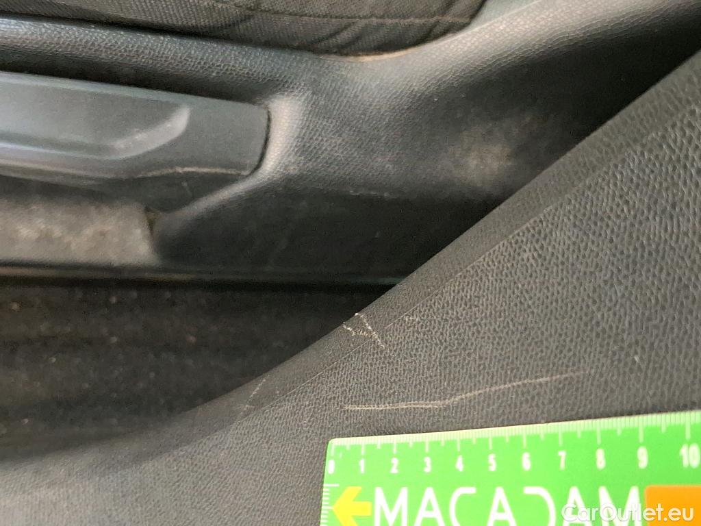  Peugeot  308  Style 1.5 HDi 130CV BVA8 E6d #45