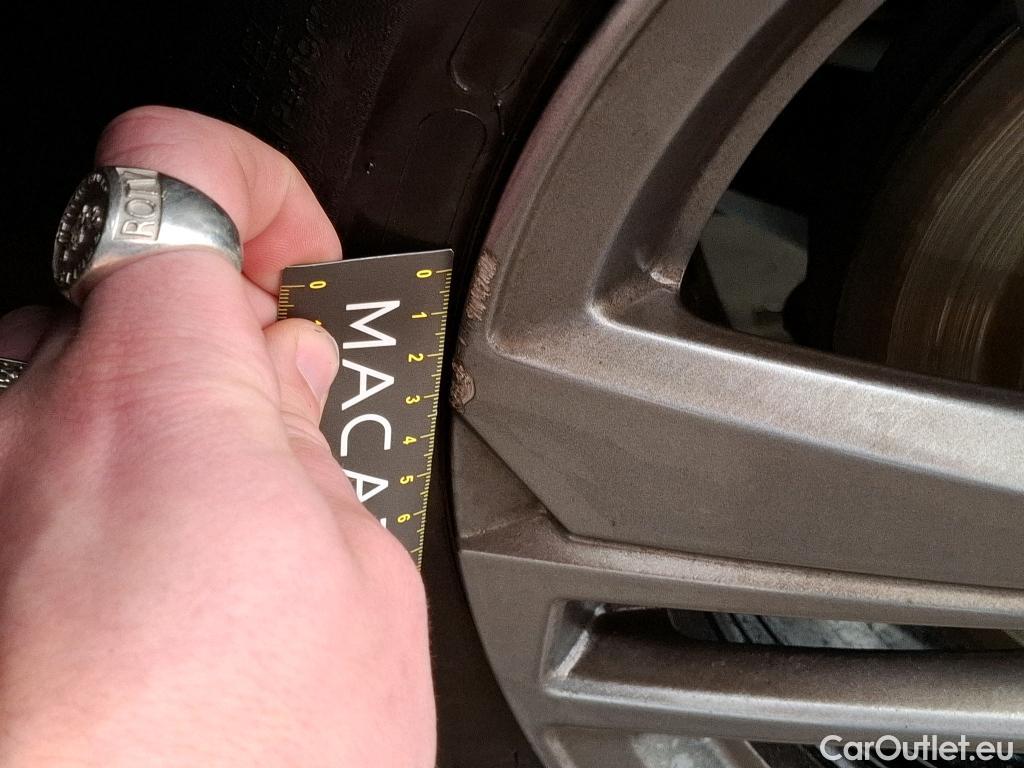  Peugeot  308  Active Pack 1.2 PureTech 130CV BVM6 E6d #15