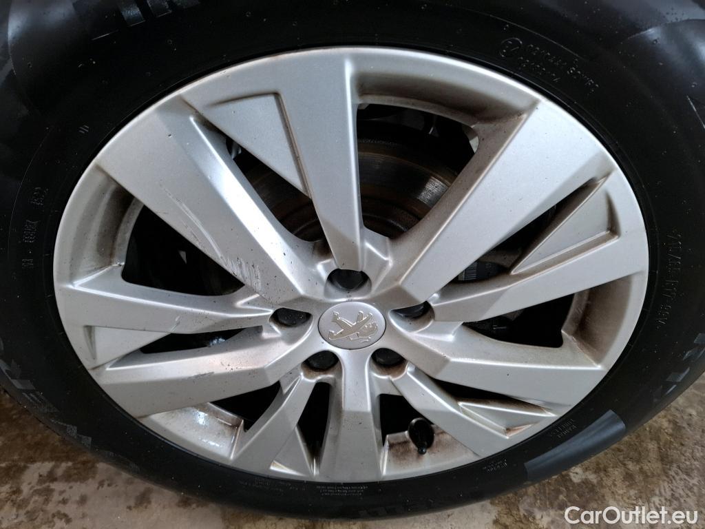  Peugeot  5008  Active Business 1.2 PureTech 130CV BVA8 E6d #14