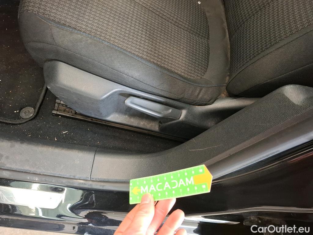  Peugeot  308  Style 1.5 HDi 130CV BVA8 E6d #44