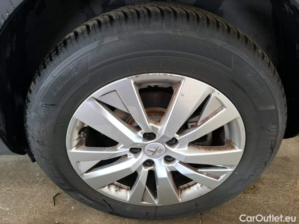  Peugeot  3008  Active Business 1.2 PureTech 130CV BVA8 E6d #10