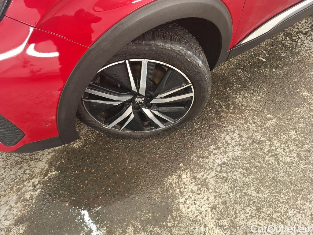  Peugeot  3008 PEUGEOT  / 2020 / 5P / SUV 1.6 HYBRID 225 E-EAT8 GT Pack #14