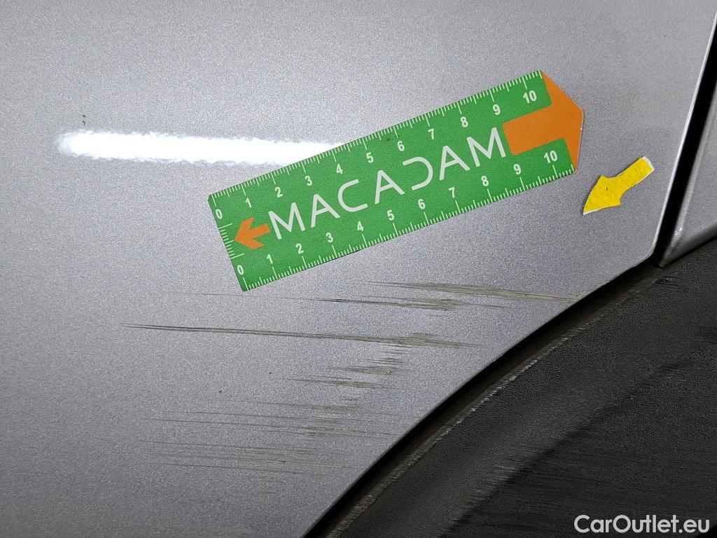  Peugeot  5008  Allure Pack 1.5 HDi 130CV BVA8 7 Sieges E6d #15