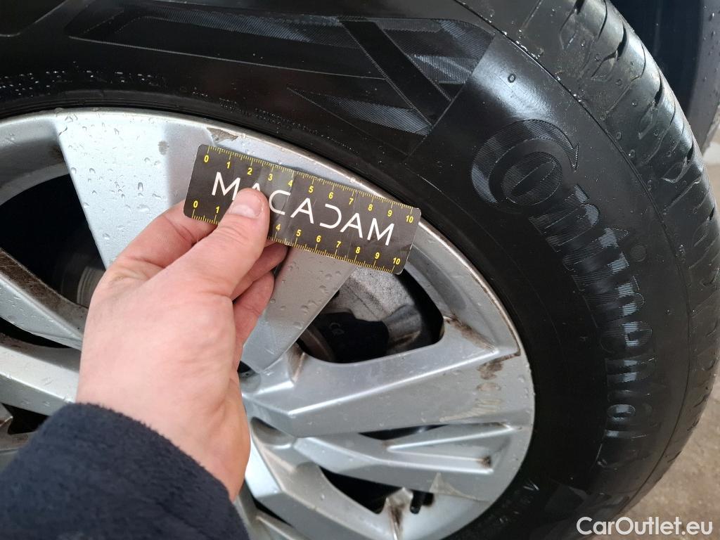  Peugeot  5008  Active Pack 1.5 HDi 130CV BVA8 7 Sieges E6d #15