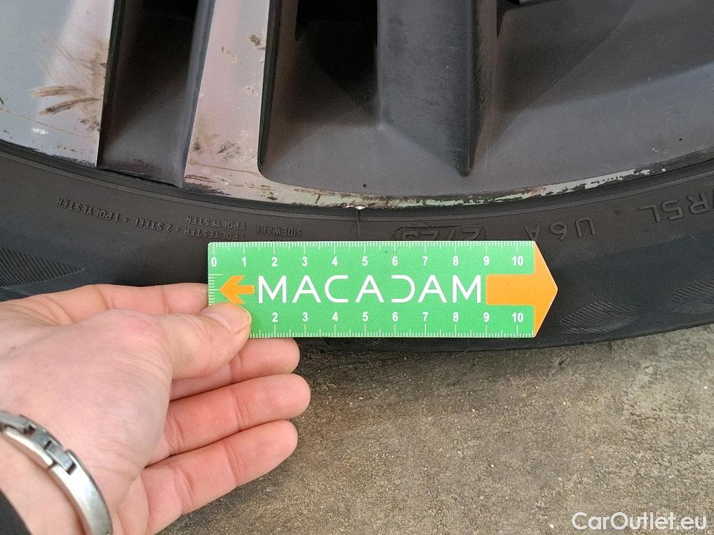  Peugeot  5008  Allure Pack 1.5 HDi 130CV BVA8 7 Sieges E6d #57