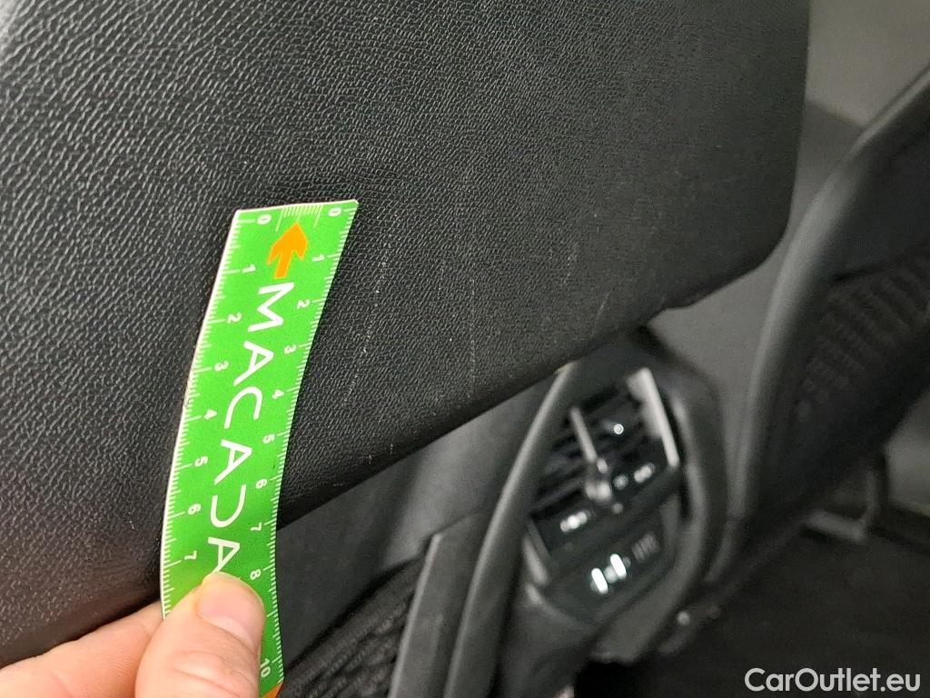  Peugeot  5008  Allure Pack 1.5 HDi 130CV BVA8 7 Sieges E6d #64