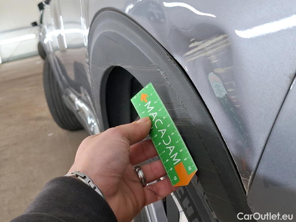  Peugeot  5008  Allure Pack 1.5 HDi 130CV BVA8 7 Sieges E6d #31