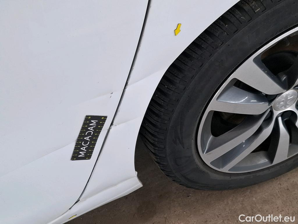  Peugeot  308  Allure Business 1.2 PureTech 130CV BVM6 E6dT #2