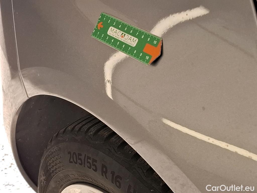  Peugeot  308 PEUGEOT  / 2017 / 5P / Berline BlueHDi 130 EAT6 S&S ACTIVE BUSINESS #27