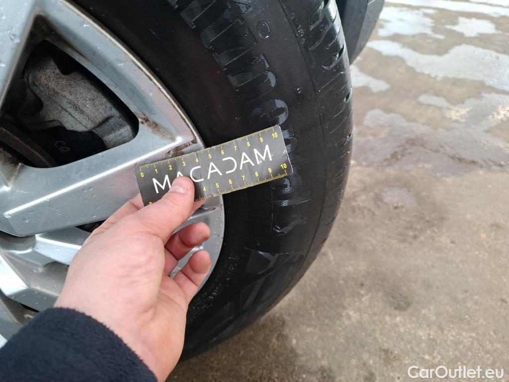  Peugeot  5008  Active Pack 1.5 HDi 130CV BVA8 7 Sieges E6d #14