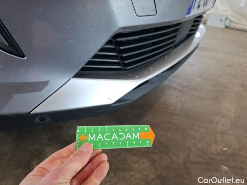  Peugeot  5008  Allure Pack 1.5 HDi 130CV BVA8 7 Sieges E6d #16