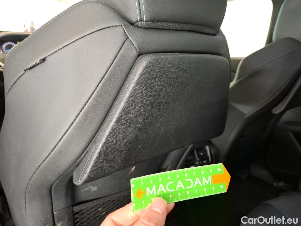  Peugeot  5008  Allure Pack 1.5 HDi 130CV BVA8 7 Sieges E6d #63