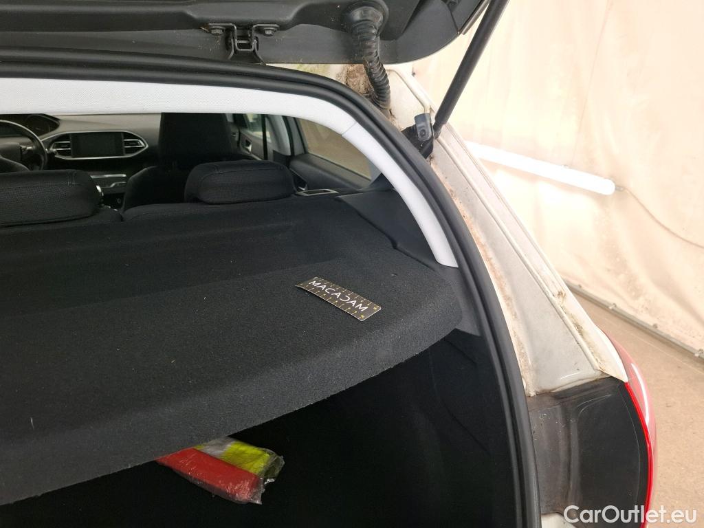  Peugeot  308  Allure Business 1.2 PureTech 130CV BVM6 E6dT #29