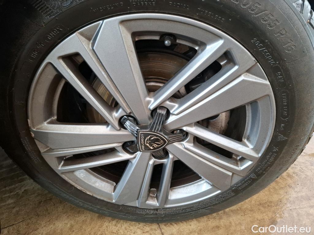  Peugeot  308  Active Pack 1.2 PureTech 130CV BVM6 E6d #14