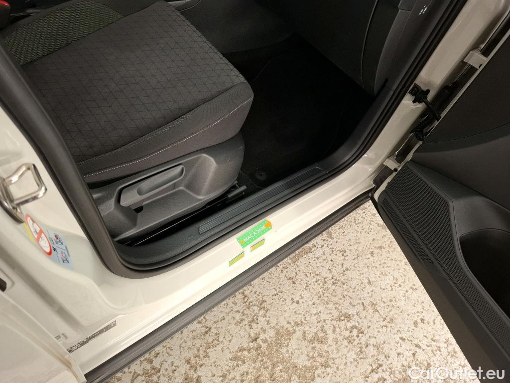  Volkswagen  T-CROSS VOLKSWAGEN  / 2018 / 5P / SUV 1.0 TSI 110ch DSG Life Plus #8