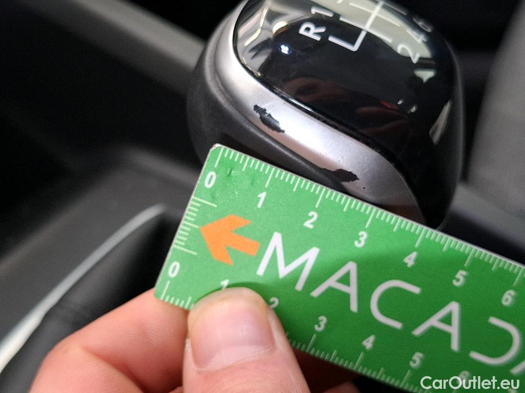  Volkswagen  Golf  VIII Berline Life 1st 2.0 TDI 115CV BVM6 E6d #4