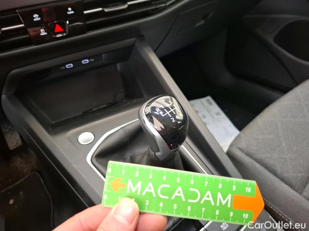  Volkswagen  Golf  VIII Berline Life 1st 2.0 TDI 115CV BVM6 E6d #3