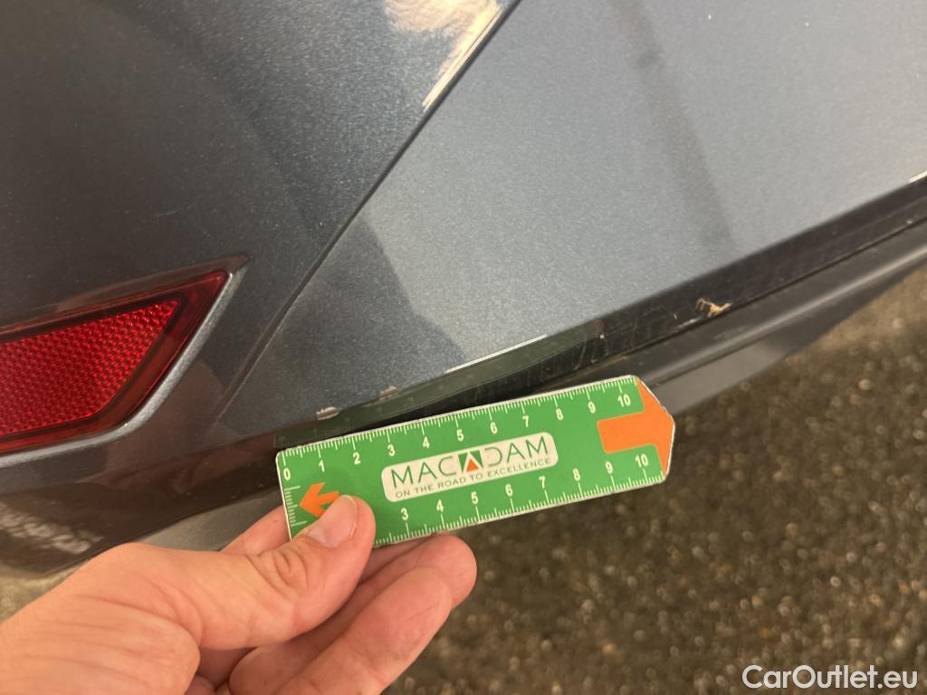  Seat  Leon SEAT  Sportstourer / 2020 / 5P / Break 1.0 eTSI 110 DSG S&S Style Business #5