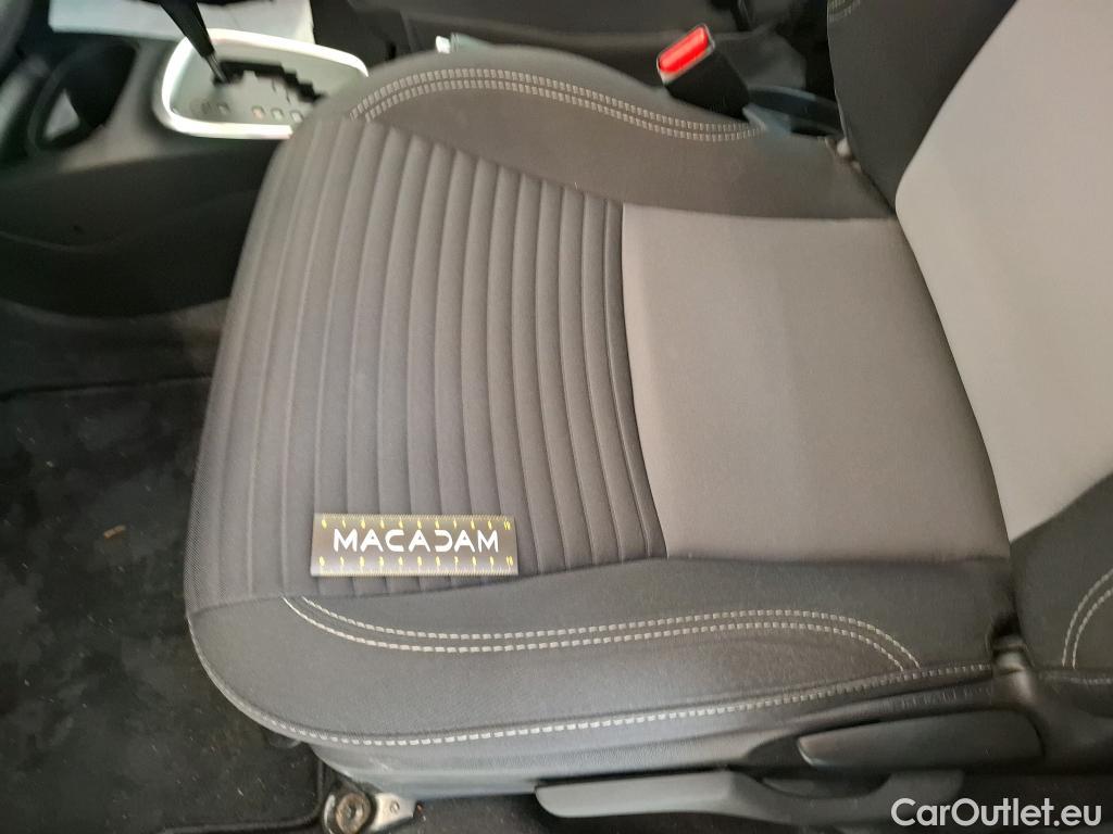  Toyota  Yaris TOYOTA  Hybride 5p Berline 1.5 VVT-I HYBRID France Business #10