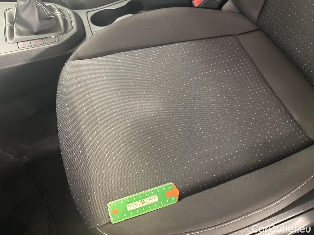  Seat  Ibiza SEAT  / 2017 / 5P / Berline 1.0 MPI 80 Style #2