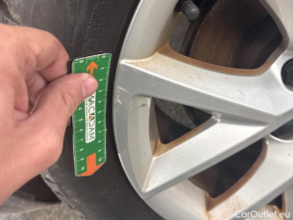  Seat  Leon SEAT  Sportstourer / 2020 / 5P / Break 1.0 eTSI 110 DSG S&S Style Business #18