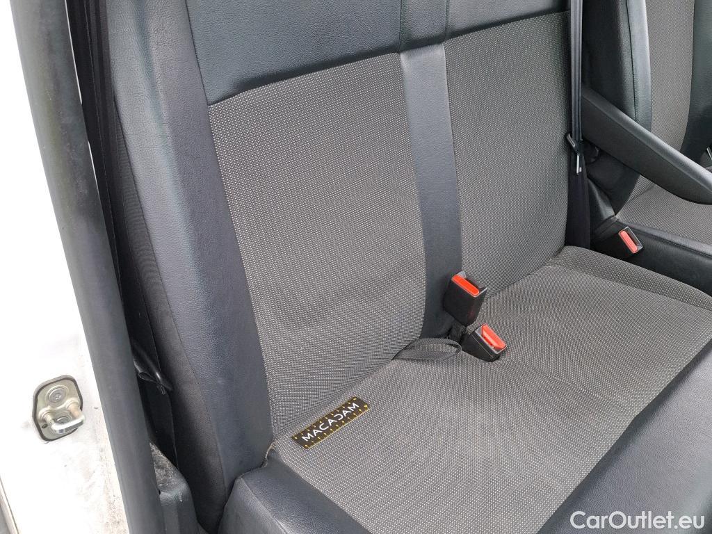  Peugeot  Expert PEUGEOT  / 2016 / 4P / Fourgon tôlé 1.5 BLUEHDI 120 S&S STANDARD PREMIUM #24