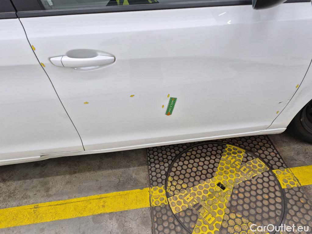  Peugeot  308  / 2017 / 5P / Berline BlueHDi 130 EAT6 S&S ACTIVE BUSINESS / TRANSFO VP/VF #36