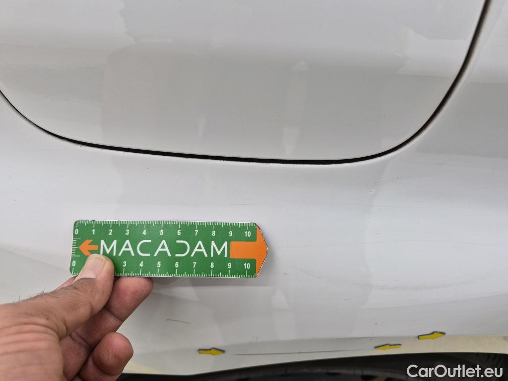  Peugeot  308  / 2017 / 5P / Berline BlueHDi 130 EAT6 S&S ACTIVE BUSINESS / TRANSFO VP/VF #18