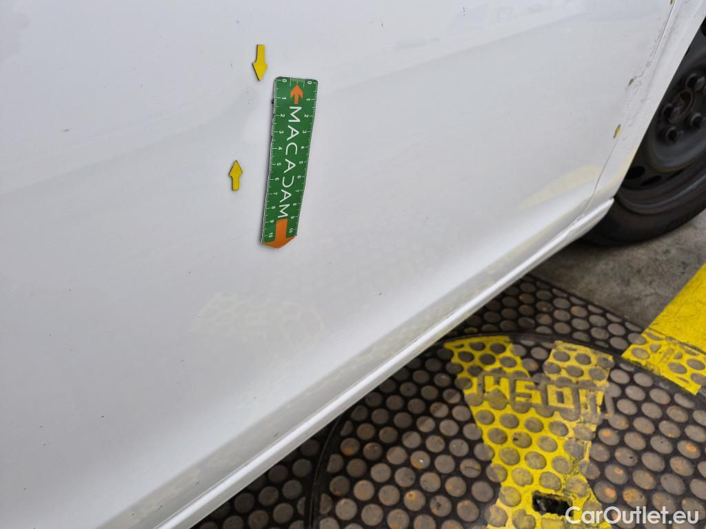  Peugeot  308  / 2017 / 5P / Berline BlueHDi 130 EAT6 S&S ACTIVE BUSINESS / TRANSFO VP/VF #38