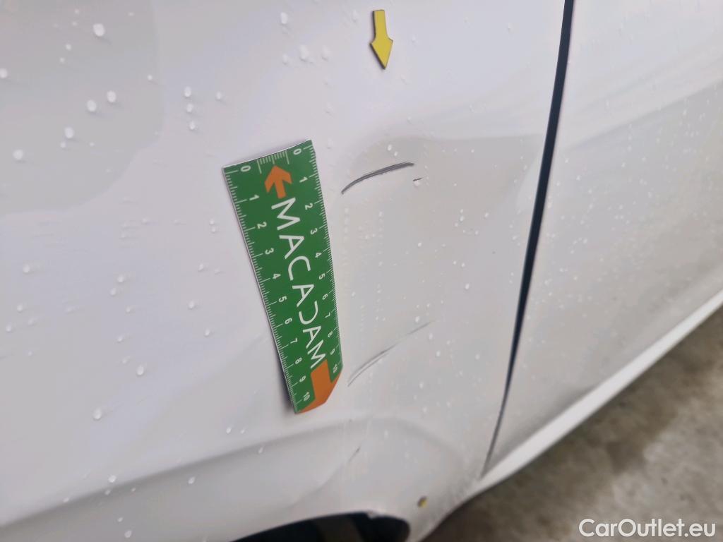  Peugeot  208  Affaire Premium Pack 1.5 HDi 100CV BVM5 E6dT #3