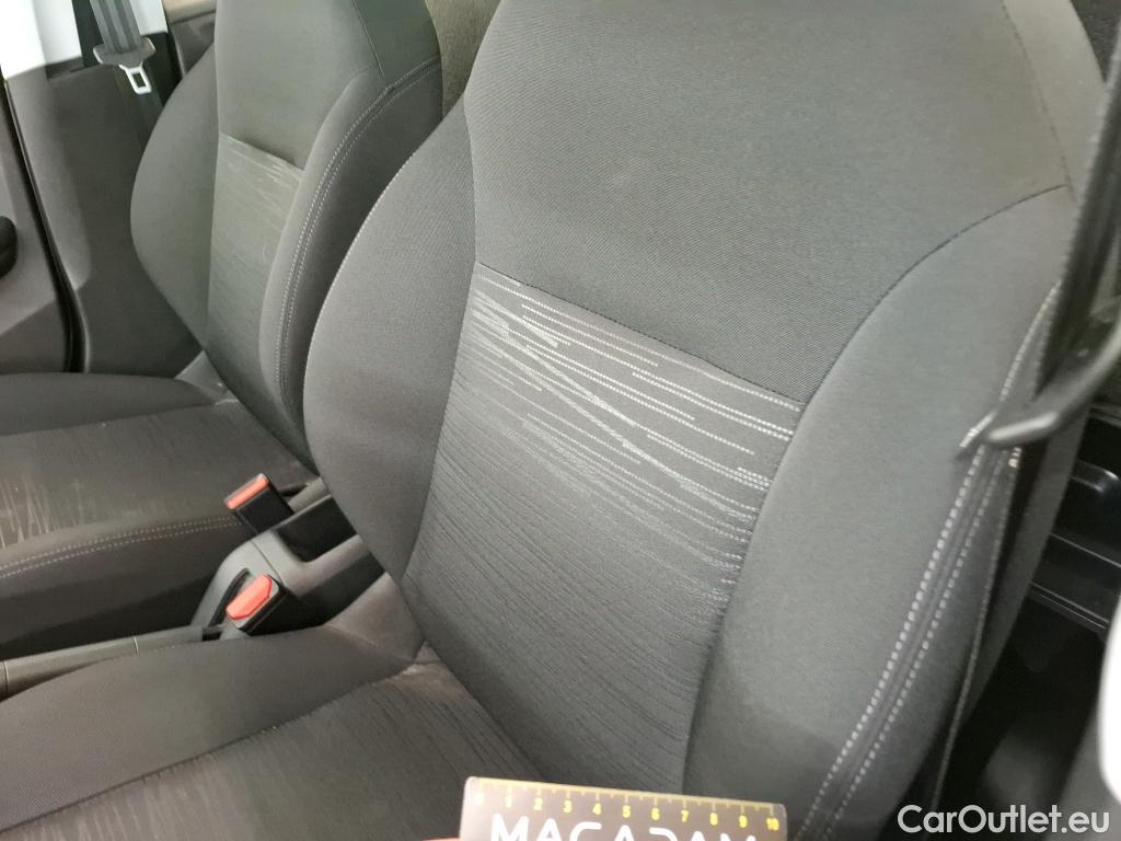  Peugeot  208 PEUGEOT  Affaire VU 5p Berline BlueHDi 100 ¤6.c S&S PREMIUM #11