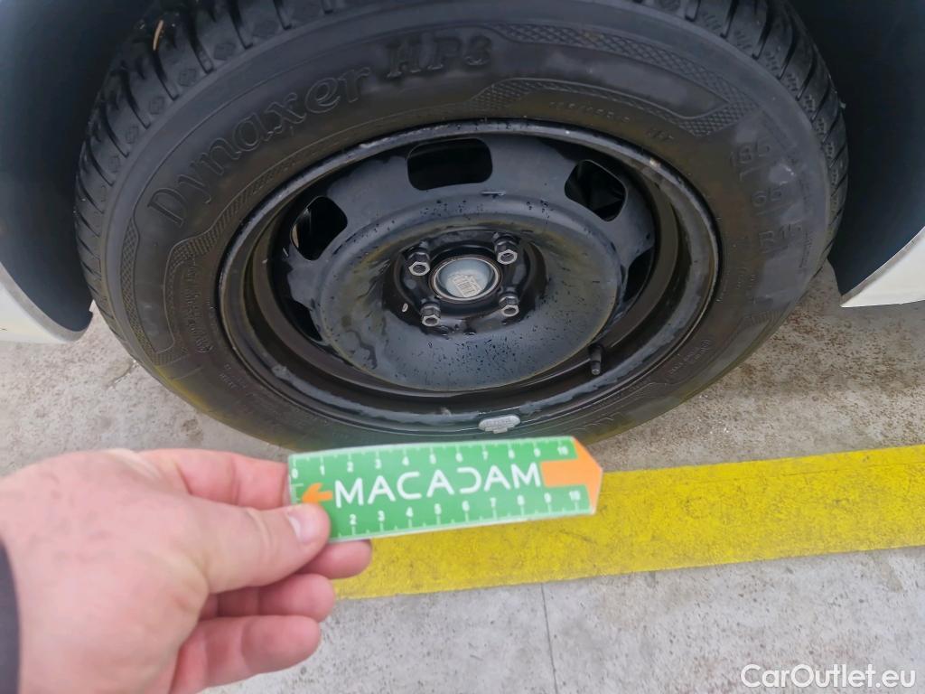  Peugeot  208  Affaire Premium Pack 1.5 HDi 100CV BVM5 E6dT #32