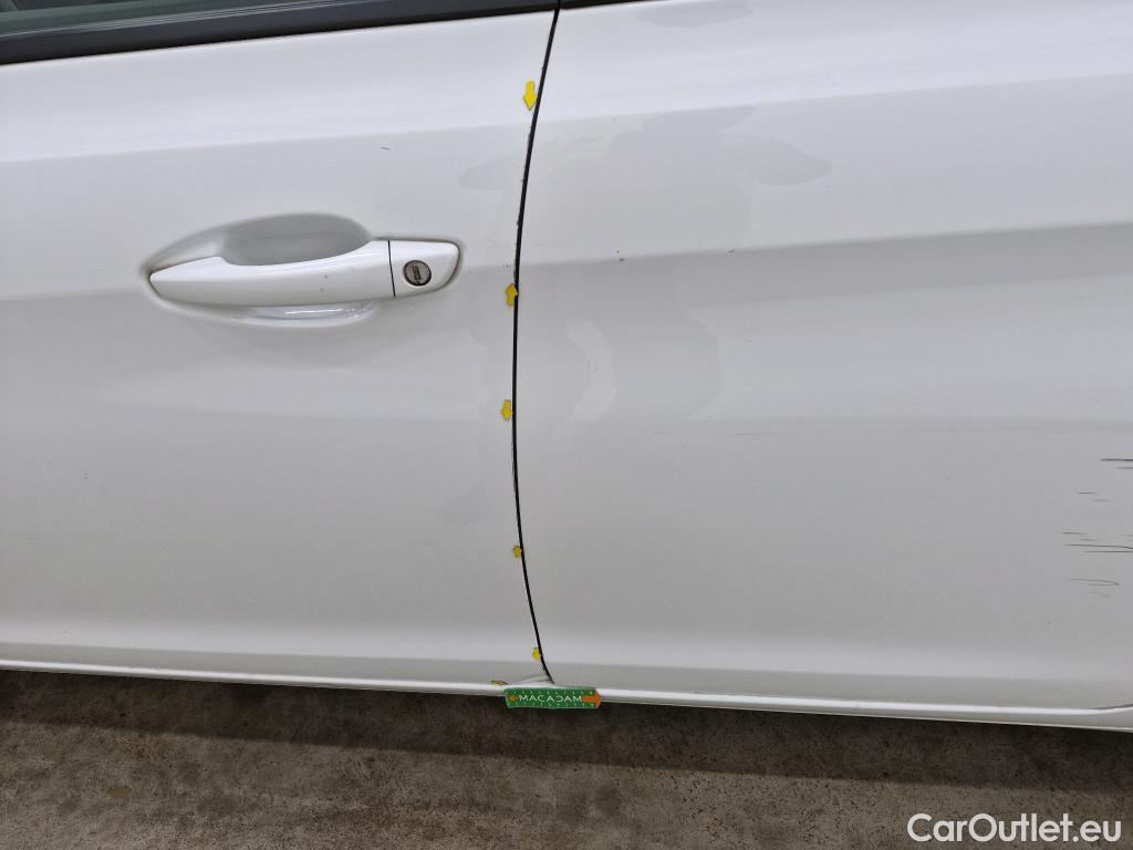  Peugeot  308  / 2017 / 5P / Berline BlueHDi 130 EAT6 S&S ACTIVE BUSINESS / TRANSFO VP/VF #27