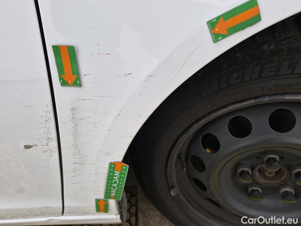  Peugeot  308  / 2017 / 5P / Berline BlueHDi 130 EAT6 S&S ACTIVE BUSINESS / TRANSFO VP/VF #60