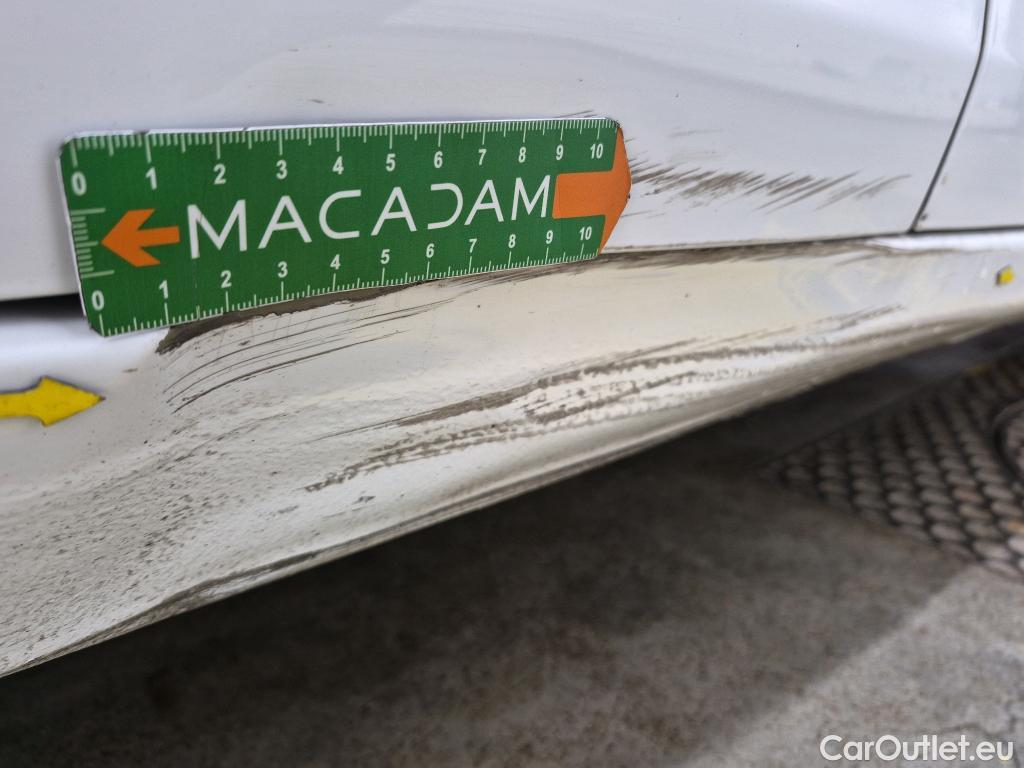  Peugeot  308  / 2017 / 5P / Berline BlueHDi 130 EAT6 S&S ACTIVE BUSINESS / TRANSFO VP/VF #5