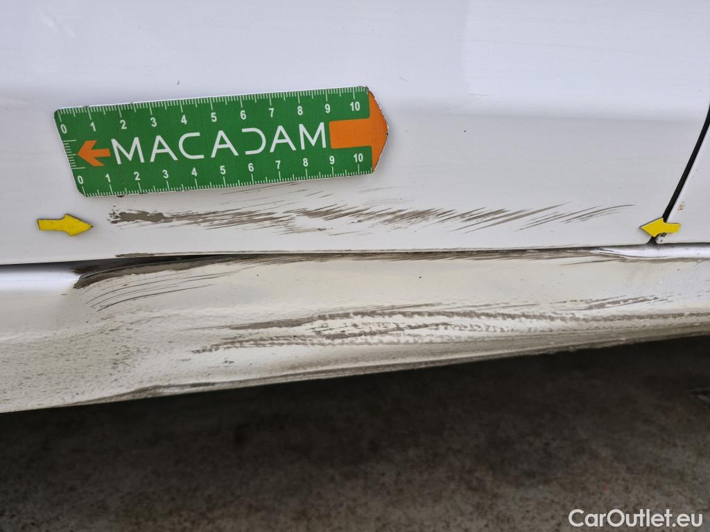  Peugeot  308  / 2017 / 5P / Berline BlueHDi 130 EAT6 S&S ACTIVE BUSINESS / TRANSFO VP/VF #55