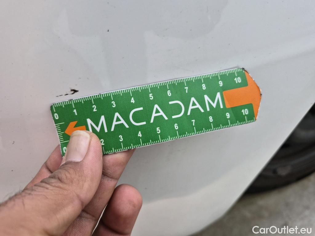  Peugeot  308  / 2017 / 5P / Berline BlueHDi 130 EAT6 S&S ACTIVE BUSINESS / TRANSFO VP/VF #68